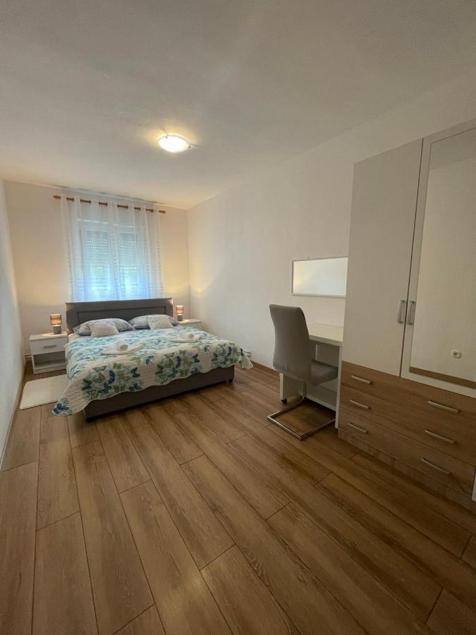 Apartman Blazevic Appartement Poreč Buitenkant foto